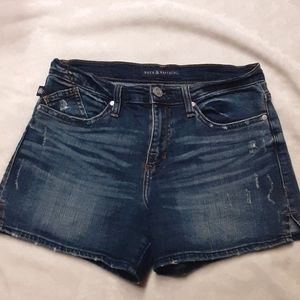 Rock & Republic Kimber distressed jean shorts Womens 6